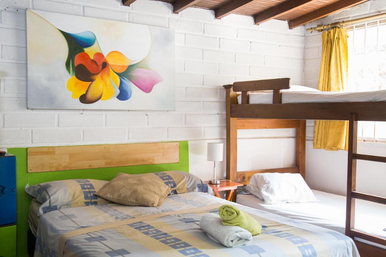 Spring City Hostel Medellín Exterior foto